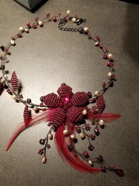 Unique necklace – Pearl flower and feathers – a poetic and feminine creation